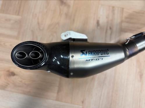 Yamaha MT07 Akrapovic Carbon Titanium Uitlaatsysteem Tracer, Motoren, Onderdelen | Yamaha, Gebruikt, Ophalen of Verzenden