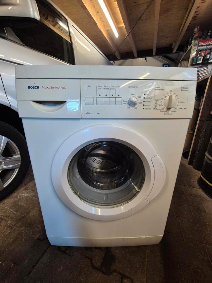 Bosch Maxx Berlina 1400 Wasmachine, Witgoed en Apparatuur, Wasmachines, Gebruikt, Voorlader, 6 tot 8 kg, 85 tot 90 cm, 1200 tot 1600 toeren