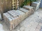 Gratis 60x40 tegels + 10x10 cm, Tuin en Terras, Tegels en Klinkers, Ophalen, Zo goed als nieuw, Beton, Terrastegels