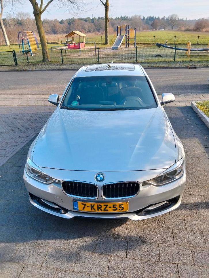 BMW 3-Serie 328i 245pk Aut 2013 Grijs, Auto's, BMW, Particulier, 3-Serie, ABS, Adaptieve lichten, Airbags, Airconditioning, Alarm