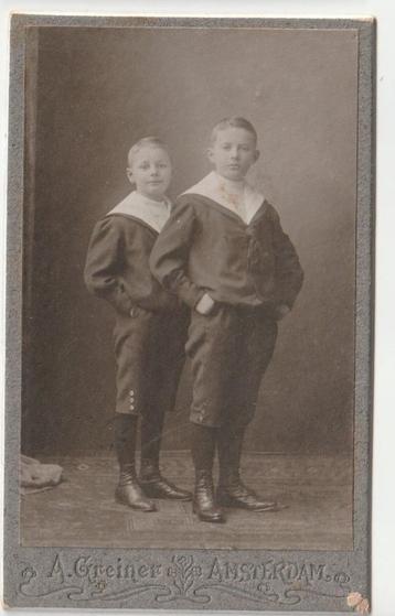 CDV 2 jongetjes door A. Greiner Amsterdam oud foto beschikbaar voor biedingen