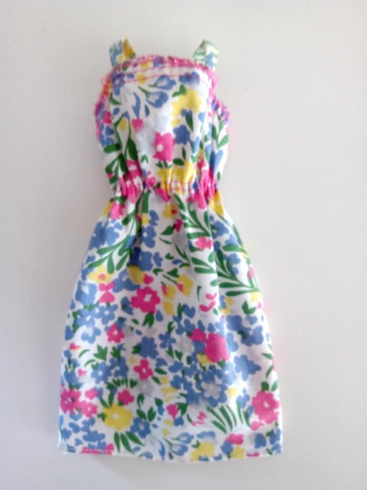 Barbie Pretty Choices Fashions #4128 uit 1987, Verzamelen, Poppen, Gebruikt, Kleertjes, Ophalen of Verzenden