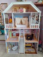 Houten Barbiehuis van Kidcraft, inclusief meubels, Ophalen, Zo goed als nieuw, Poppenhuis