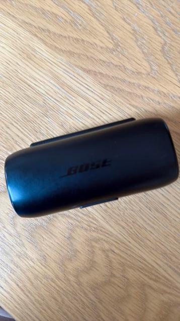 Bose draadloze oortjes (alleen muziek) beschikbaar voor biedingen
