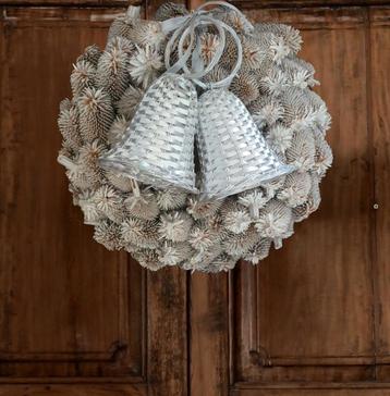 Rivièra maison alluminium bell's & winter wreath beschikbaar voor biedingen