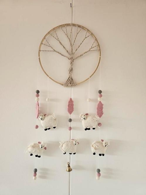 Dromenvanger schaapjes wit / roze, Kinderen en Baby's, Kinderkamer | Inrichting en Decoratie, Nieuw, Wanddecoratie, Ophalen of Verzenden
