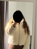 Witte/beige/creme furr fluffy bont jas Stradivarius maat M, Maat 38/40 (M), Beige, Ophalen of Verzenden, Zo goed als nieuw