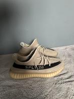 Yeezy 350 maat 44, Ophalen of Verzenden, Zo goed als nieuw, Overige kleuren