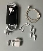 Diverse Apple Airpods & Apple accessoires, Ophalen of Verzenden, Gebruikt, In gehoorgang (in-ear)