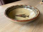 schaal aardewerk handgemaakt Ø22cm Hoogte 6.5cm, Gebruikt, Ophalen of Verzenden, Schaal of Schalen, Overige stijlen