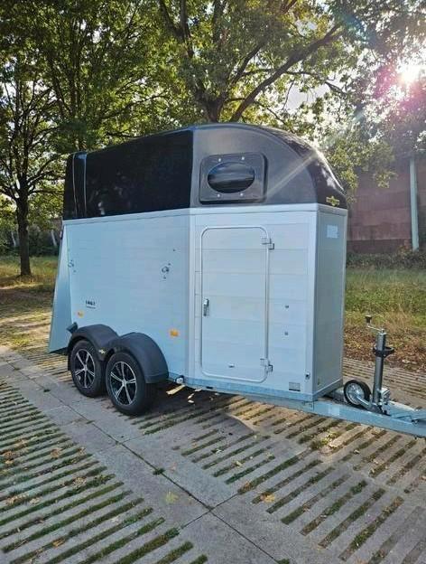 Humbaur Single Alu 1.5- paards paardentrailer 2021, Dieren en Toebehoren, Paarden en Pony's | Trailers en Aanhangwagens, Zo goed als nieuw