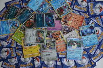 50 Pokemon kaarten bundle gegarandeerd 5 shiny kaarten! 