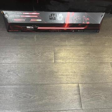 Star Wars Darth Vader FX Lightsaber the Black Series en doos beschikbaar voor biedingen