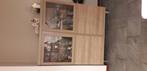 Nette vitrinekast, Huis en Inrichting, 100 tot 150 cm, Ophalen of Verzenden, Zo goed als nieuw, 150 tot 200 cm
