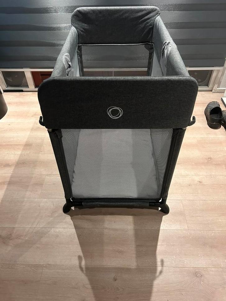 Bugaboo stardust camping bedje, Doe-het-zelf en Verbouw, Kratten en Dozen, Zo goed als nieuw, Doos, Minder dan 35 cm, Minder dan 40 cm