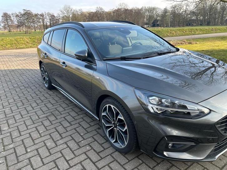Ford Focus 1.0 Ecoboost 125pk 2019 Grijs, Auto's, Ford, Particulier, Focus, Achteruitrijcamera, Adaptive Cruise Control, Airbags