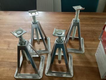 Steun poten Fiamma aluminium beschikbaar voor biedingen
