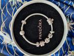 Pandora armband met 8 bedels., Sieraden, Tassen en Uiterlijk, Armbanden, Ophalen of Verzenden, Zo goed als nieuw, Zilver, Zilver