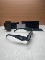 Prada Zonnebril Zwart Uniseks, Sieraden, Tassen en Uiterlijk, Zonnebrillen en Brillen | Dames, Zonnebril, Prada, Zwart, Nieuw