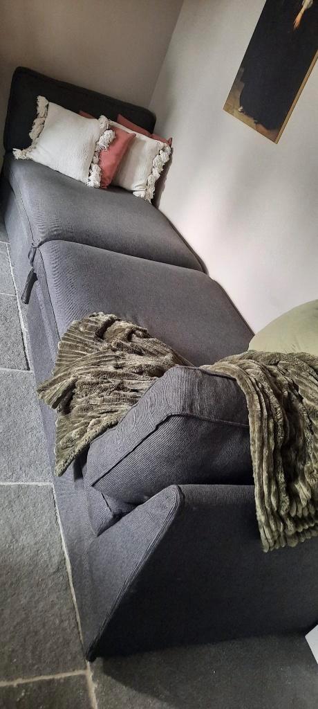 lounge banken/bedden 2 stuks, Huis en Inrichting, Banken | Sofa's en Chaises Longues, Gebruikt, 75 tot 100 cm, Stof, Ophalen