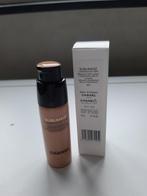 Sublimage L'Essence De Teint Serum Foundation Kleur B30., Overige kleuren, Nieuw, Make-up, Verzenden