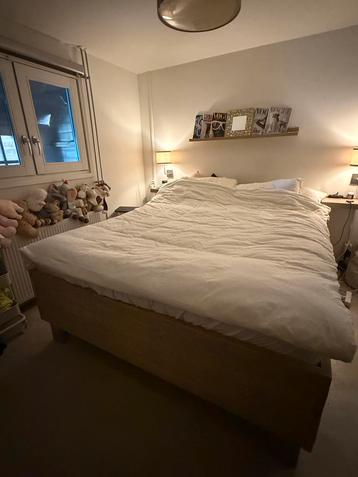 Houten bed
