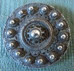 Nr H275: Zilveren Friese knopbroche, Sieraden, Tassen en Uiterlijk, 4 tot 7 cm, Gebruikt, Ophalen of Verzenden, Zilver