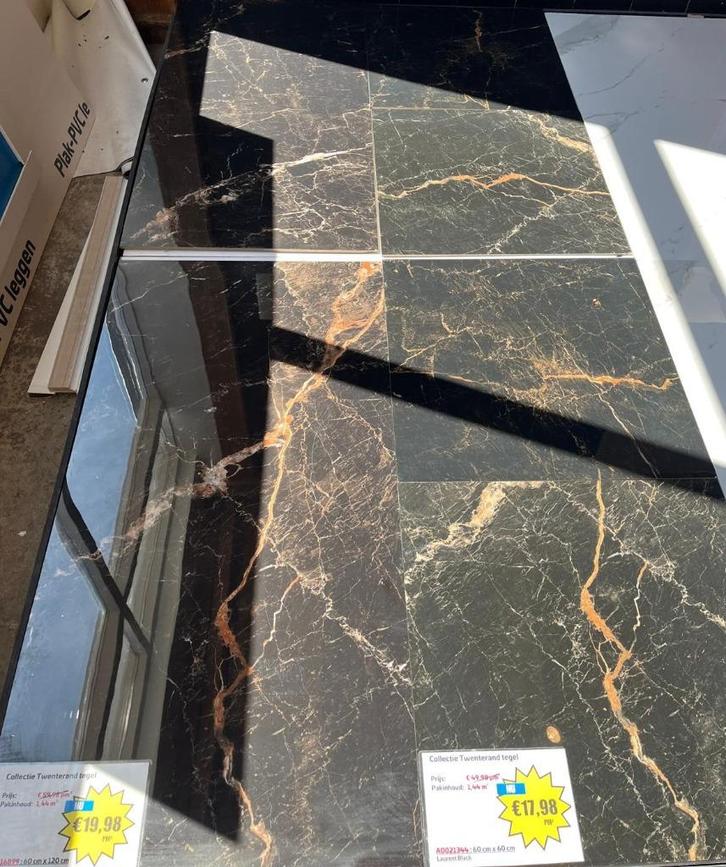 Te koop restpartij Hoogglans donker marmer 60x120 45m2, Huis en Inrichting, Stoffering | Vloerbedekking, Nieuw, Overige typen