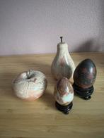 4 marmeren beeldjes appel en peer en twee etjes op voet, Ophalen of Verzenden, Zo goed als nieuw