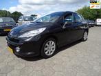 Peugeot 207 1.4 VTi Look AIRCO/CRUISE/TREKHAAK, Voorwielaandrijving, Stof, Zwart, Zwart