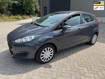 Ford Fiesta 1.0 Style Navi Airco kmNAP beschikbaar voor biedingen