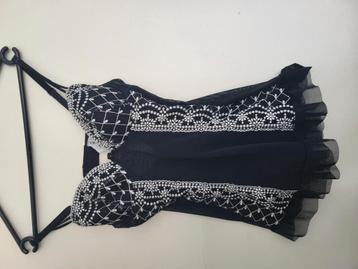 besire jurkje m met kant en balijnen beschikbaar voor biedingen