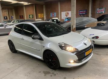Renault Clio RS 2.0 L 2010 Parelmoer Airco Recaro Akrapovic beschikbaar voor biedingen