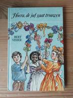 Hoera, de juf gaat trouwen van Bert Visser, Ophalen, Gelezen, Fictie algemeen