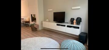 2 Ikea Besta TV meubels incl lades en deurtjes ZGAN beschikbaar voor biedingen
