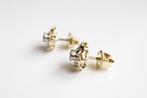 Flower Studs | 14 Karaat Gouden Oorbellen, Ophalen of Verzenden, Zo goed als nieuw, Met edelsteen, Knopjes of Stekers