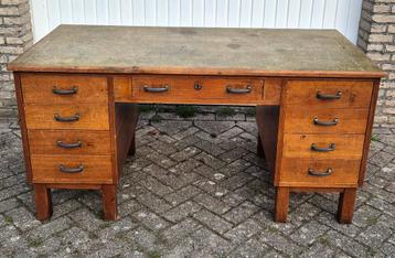 Wehrmacht bureau. beschikbaar voor biedingen