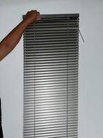 Zilverkleurige kunststof jaloezie, Huis en Inrichting, Stoffering | Gordijnen en Lamellen, Ophalen, Minder dan 50 cm, Gebruikt