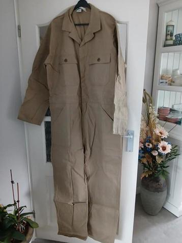 Nieuwe overall maat 58 beschikbaar voor biedingen
