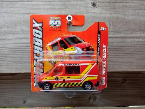 Renault Master Ambulance Matchbox, Hobby en Vrije tijd, Modelauto's | Overige schalen, Nieuw, Auto, Ophalen