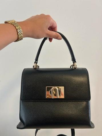 Furla Handtas Zwart beschikbaar voor biedingen