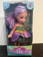 Efy pop elf paars 29 cm. in doos, mooi als cadeau te doen!, Verzamelen, Poppen, Ophalen of Verzenden, Zo goed als nieuw, Pop