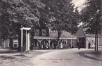 Vries 1915 Hotel 't Wapen van Leiden mensen terras wegwijzer, Verzenden, Voor 1920, Ongelopen, Drenthe