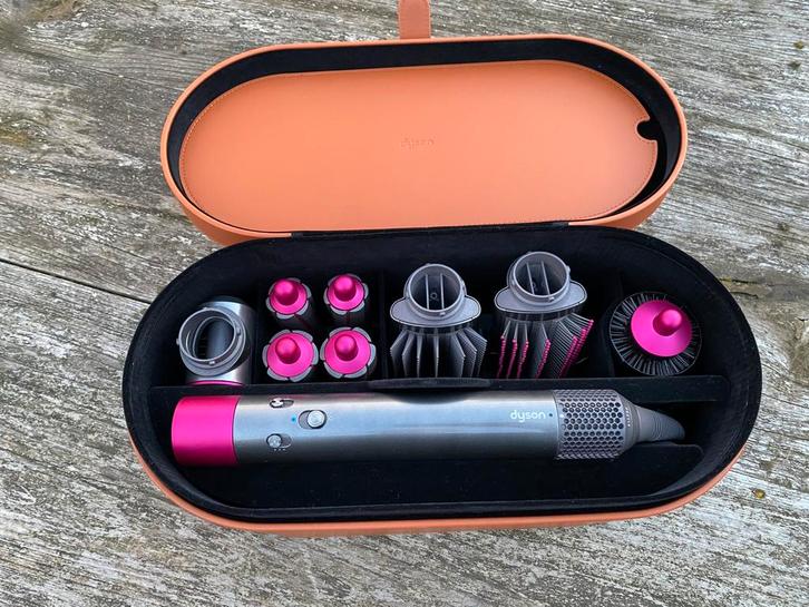 Dyson airwrap fuchsia, Sieraden, Tassen en Uiterlijk, Uiterlijk | Haarverzorging, Zo goed als nieuw, Föhn of Haardroger, Ophalen of Verzenden