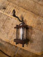 Leuke oude antiek koffiemolen te koop, Ophalen of Verzenden