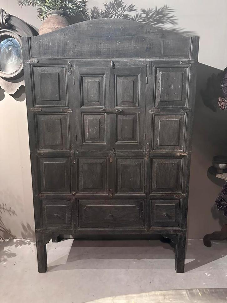 Unieke antieke almirah bruidskast uit India, Antiek en Kunst, Curiosa en Brocante, Ophalen