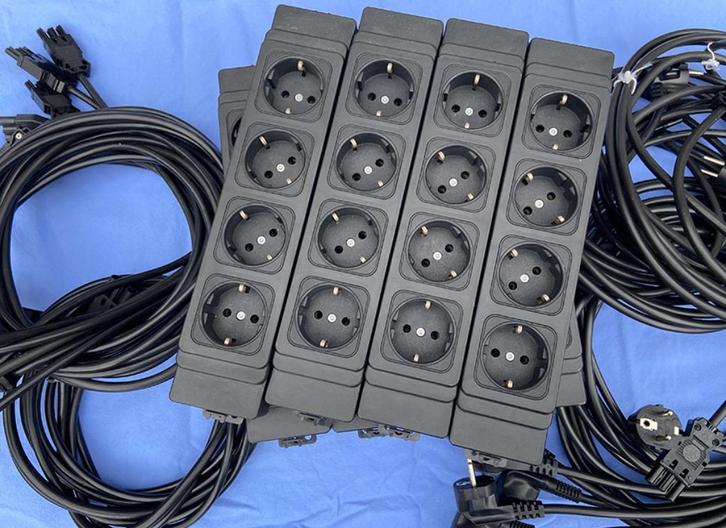 20 Stuks Meyer NETBOX GST - 4x230v - 45/90 kabels, Doe-het-zelf en Verbouw, Elektra en Kabels, Zo goed als nieuw, Stopcontact