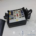 Zekeringkast Renault Clio III 3 356231E zekeringen origineel, Auto-onderdelen, Renault Group, Gebruikt, Contact.group@renault.com