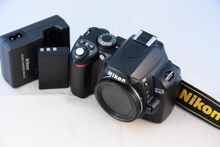 Nikon D40 body in PRACHTIGE STAAT 3218 clicks!, Audio, Tv en Foto, Fotocamera's Digitaal, Gebruikt, Spiegelreflex, Nikon, Geen optische zoom