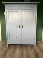 leuke stoere kast, Huis en Inrichting, Kasten | Kledingkasten, Ophalen, Met plank(en), Gebruikt, 100 tot 150 cm